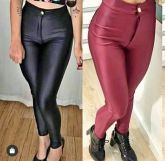 CALÇA LEGGING CIRRÊ COM BOTÃO