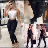 CALÇA LEGGING CIRRÊ COM ILHÓS